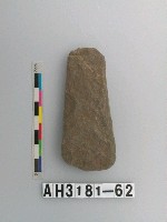 藏品(打製石斧)的圖片